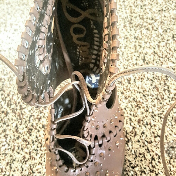 Sam Eddleman Size 9 - Picture 2 of 3